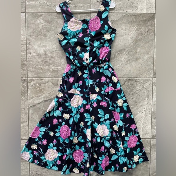 Vintage Lisa II Floral Maxi Length Dress Pleated Button/Zip Women's Size 10 - Picture 2 of 7